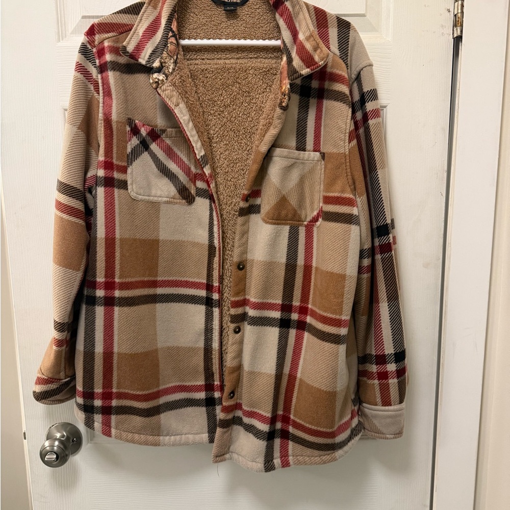 Realtree Tan and Brown Plaid Teddy Jacket